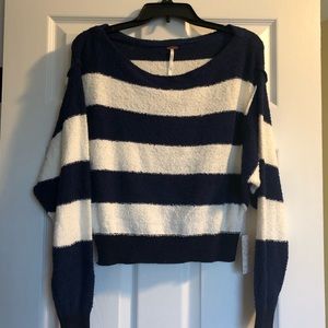 Free People ladies sweater NWT size XS